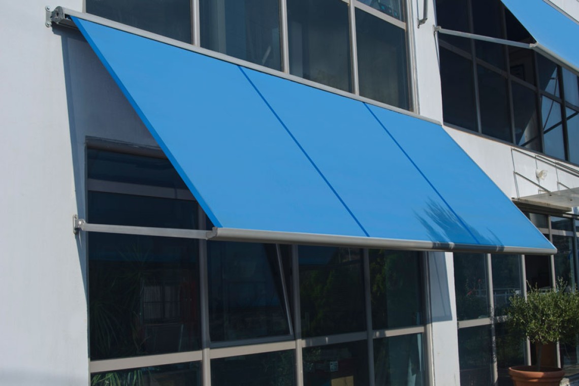 awning_with_arm2
