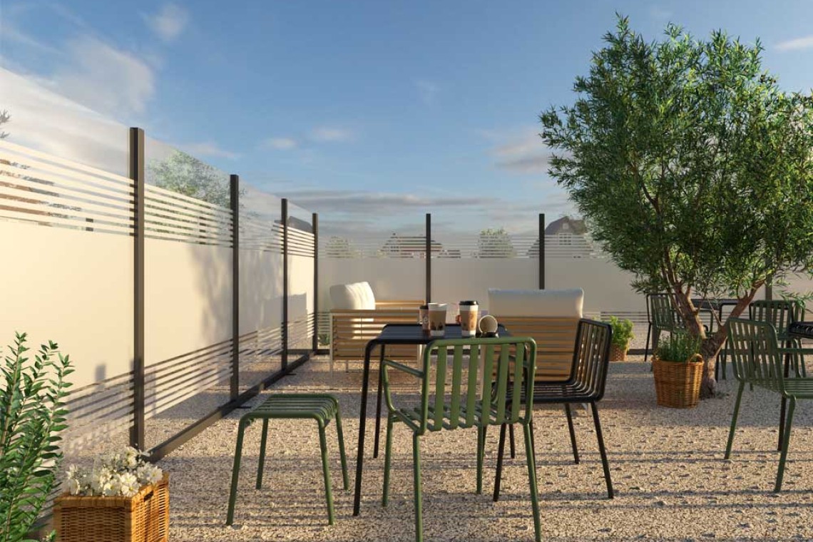 glass-windbreak